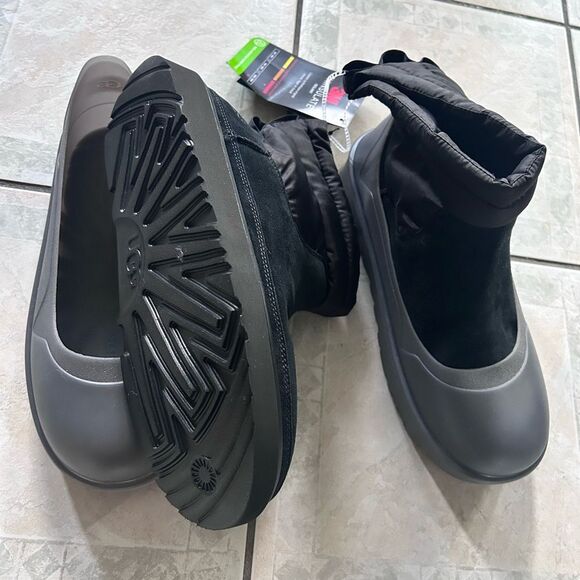 New UGG Classic Mini Mod Men's Black Winter Boots Size 10 - Picture 8 of 8